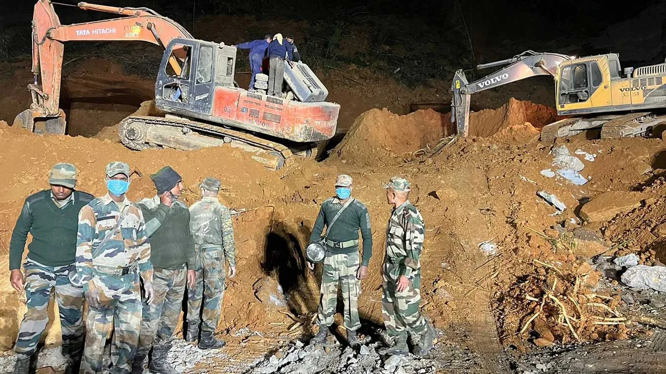 ভারতের মিজোরামে পাথর ধসে নিহত ৮