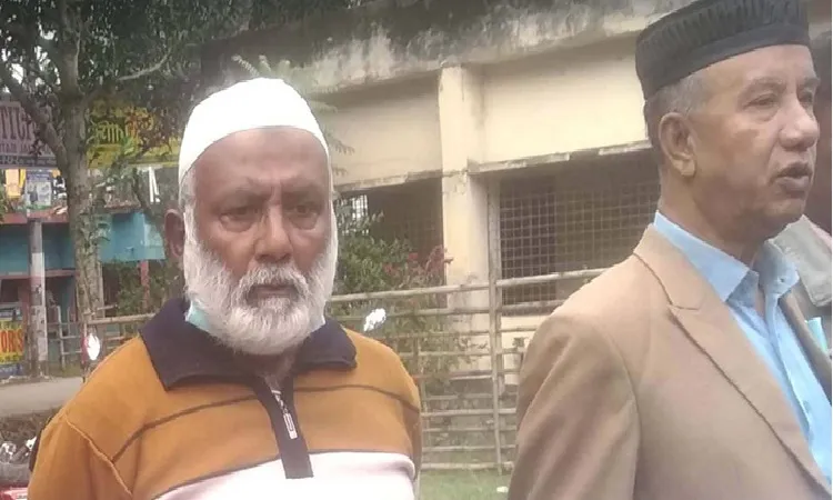 ম্যাজিস্ট্রেটের উপস্থিতিতে নড়াইলে দুই মুক্তিযোদ্ধা লাঞ্ছিত