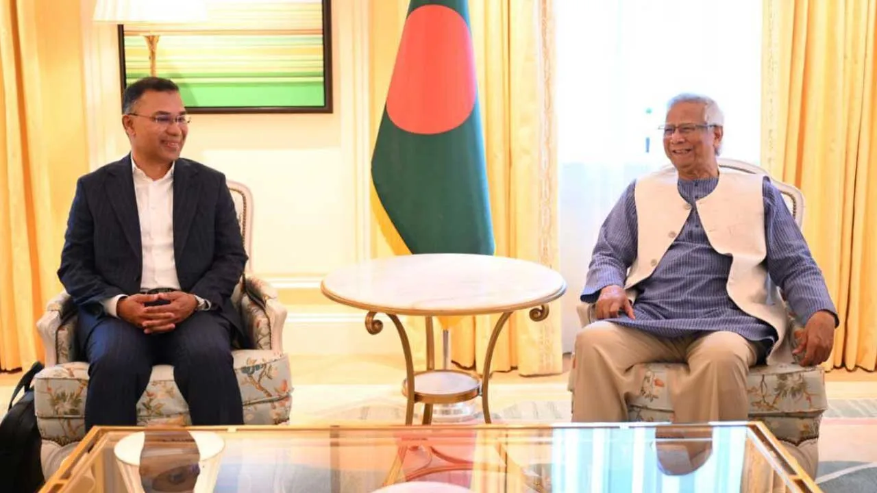 প্রধান উপদেষ্টাকে কেক পাঠিয়ে  শুভেচ্ছা জানালেন তারেক রহমান