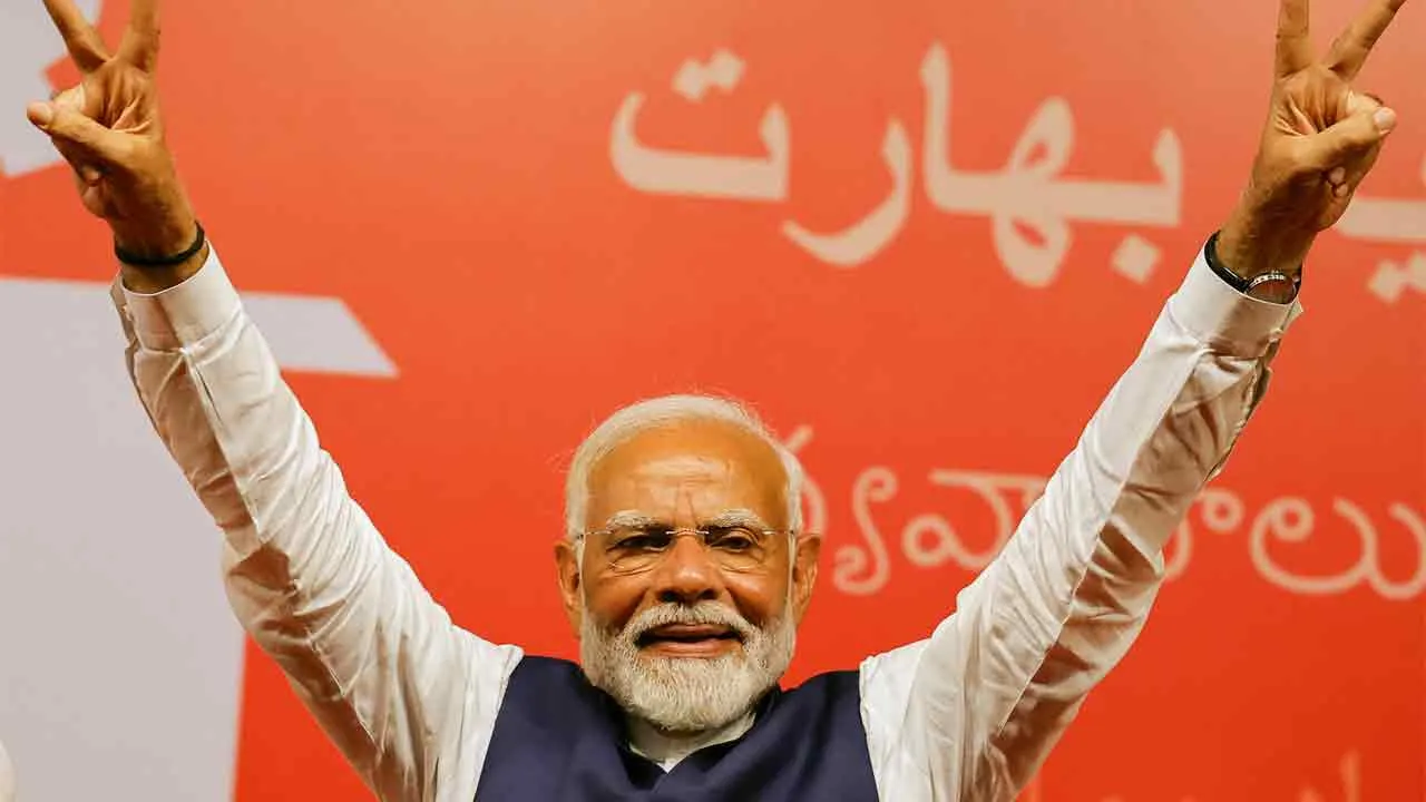এনডিএ জোটের নেতা নির্বাচিত হলেন মোদি, শপথ রোববার