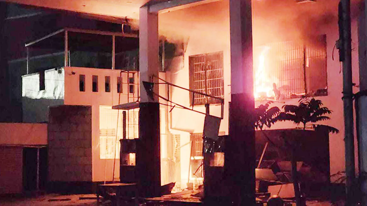 মহাখালী ফিলিং স্টেশনে বিস্ফোরণ, নিহত বেড়ে ৩