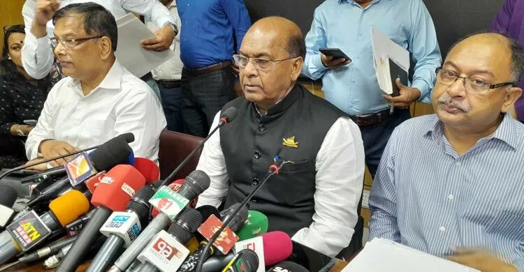 ১৬ জেলার মানুষকে প্রতিমন্ত্রী দেরি না করে এখনই নিরাপদ আশ্রয়ে যান