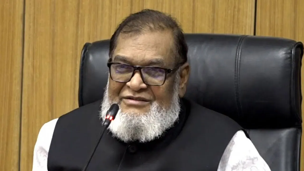 বহিরাগতরা ঢাবির হলে তাণ্ডব চালিয়েছে : মুক্তিযুদ্ধ মন্ত্রী