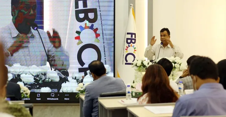 বাংলাদেশের মতো কেউ এত স্বাধীনভাবে লিখতে পারে না : তথ্যসচিব