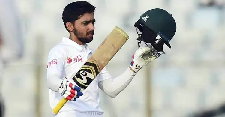 কানপুরে মুমিনুলের দুর্দান্ত সেঞ্চুরি