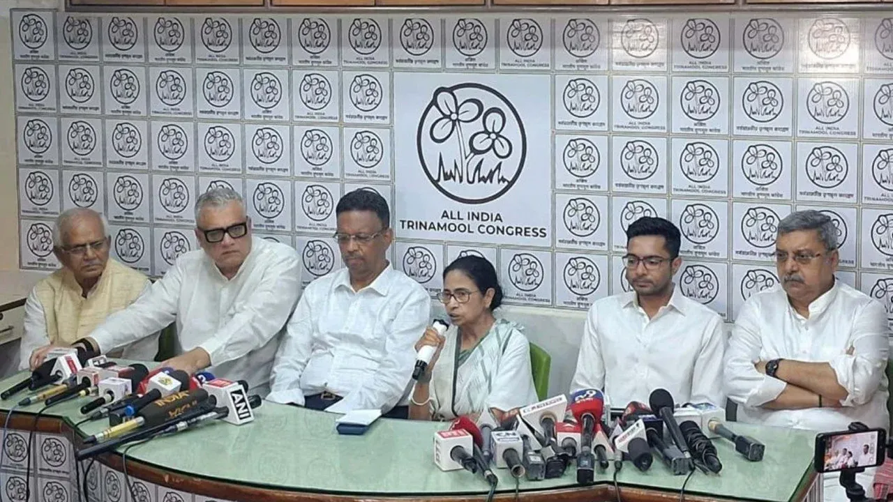 কেন পদত্যাগ করব, আমরা তো হারিনি: মমতা