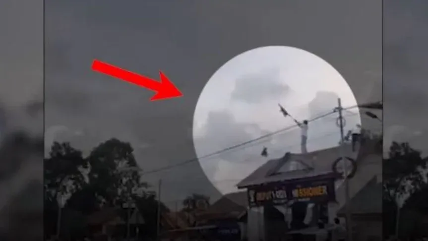শিক্ষার্থীদের বিক্ষোভে উত্তপ্ত মণিপুর, ভারতের বদলে উড়ল সেভেন সিস্টার্সের পতাকা