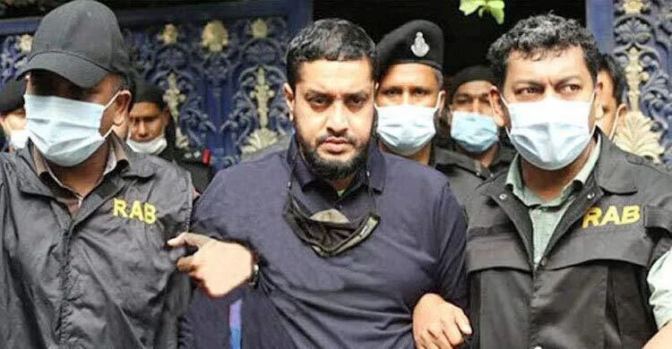 এবার সোনা ও বিদেশি মুদ্রার মামলায় খালাস গোল্ডেন মনির