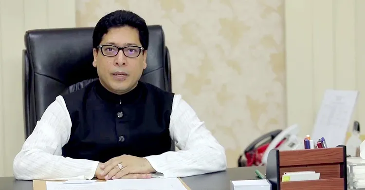 পুলিশ প্রোটেকশনে প্রচারণা, জনপ্রশাসন প্রতিমন্ত্রীকে কারণ দর্শানোর নোটিশ