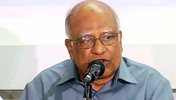 বিনা আন্দোলনে সরকার গেলে জাতি আরেকটা অন্ধকারে প্রবেশ করবে : খন্দকার মোশাররফ