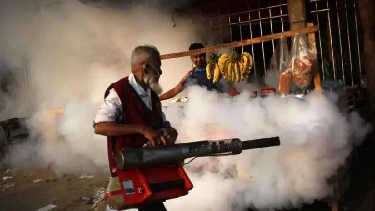 মশা মারতে পাঁচ ‘কামান’ দাগিয়েও ফলাফল ‘শূন্য’