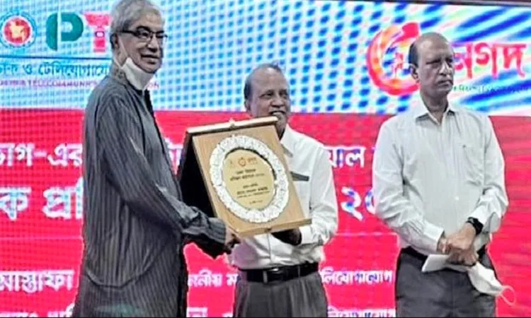 শ্রেষ্ঠ সেবা প্রতিষ্ঠান হিসেবে ডাকঘরকে গড়ে তুলতে হবে : মোস্তাফা জব্বার