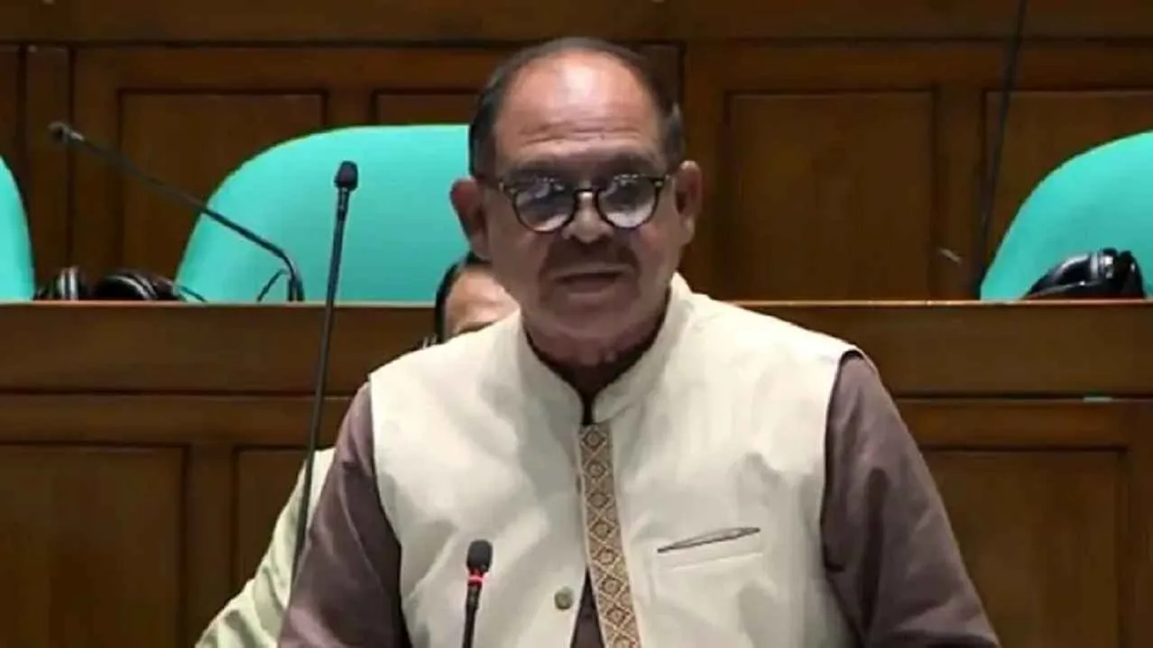 স্বামী–স্ত্রীর ডিভোর্স হতে পারে, ভারত-বাংলাদেশের নয়: সংসদে জিএম সিরাজ