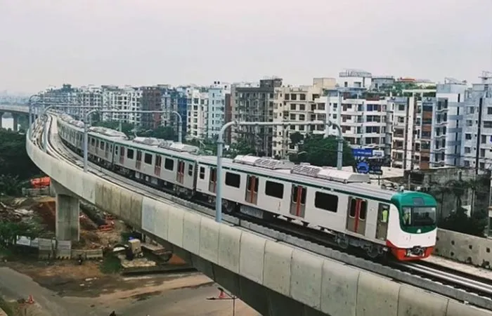 শুক্রবার মেট্রোরেল চলাচলের সময় বাড়ল