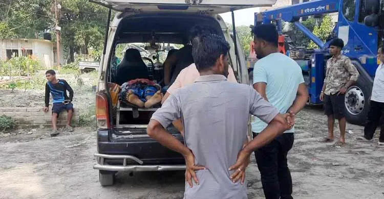 চার জেলার সড়কে ঝরলো ১০ প্রাণ