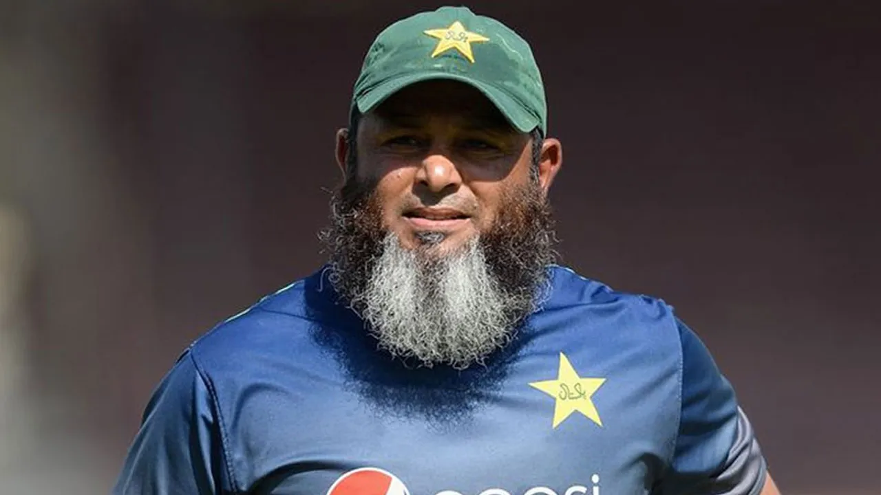 বাংলাদেশে এসে পৌঁছেছেন টাইগারদের নতুন কোচ