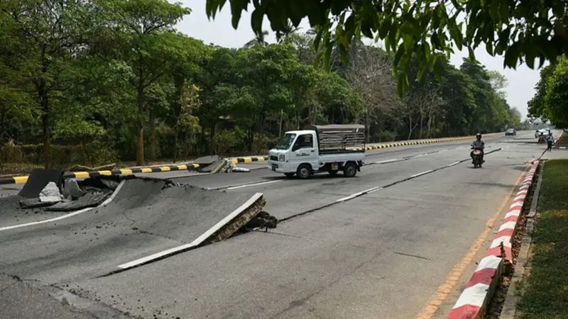 myanmar-road-20250328155617