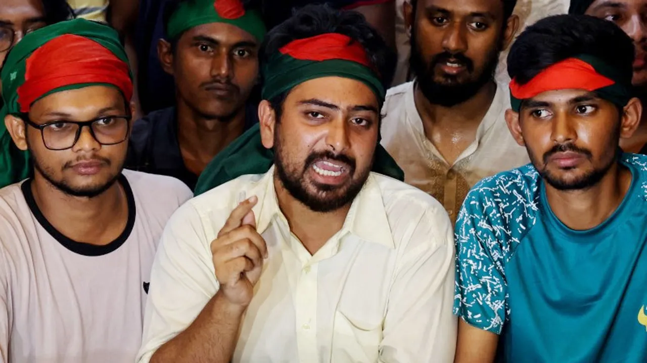 আমরা শেখ হাসিনাকে বিচারের মুখোমুখি করতে চাই : নাহিদ