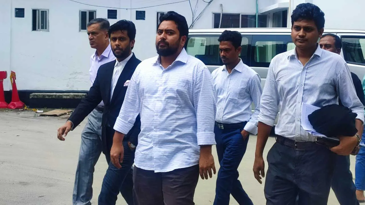 দ্বিতীয় দিনের মতো ট্রাইব্যুনালে সাক্ষ্য দিচ্ছেন নাহিদ