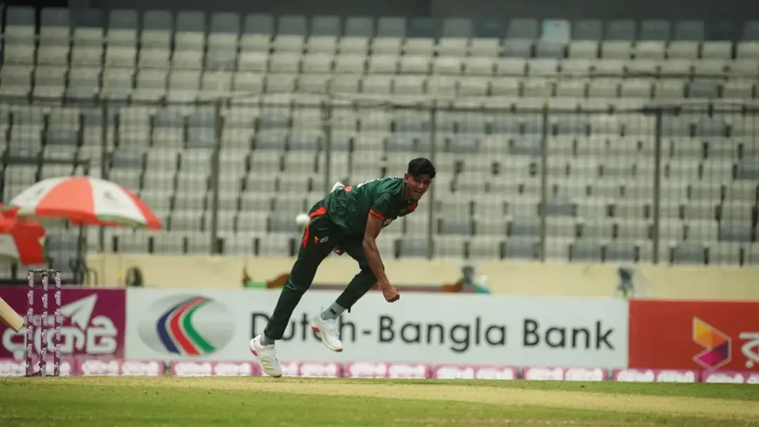 নাহিদের ৫ উইকেট, দুইশর আগেই অলআউট নিউজিল্যান্ড