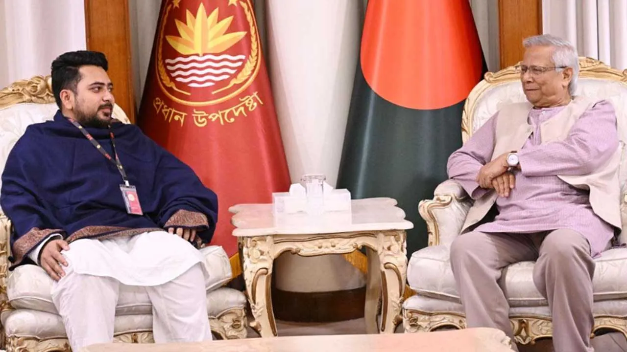 নাহিদ ইসলামকে প্রধান উপদেষ্টার অভিনন্দন বার্তা