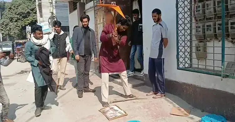 জাতীয় পার্টির মিটিং পণ্ড, অফিস ভাঙচুর