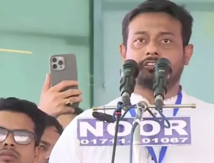 ৬ দফা না মানলে সরকারের পদত্যাগের এক দফা: নাসীরুদ্দীন