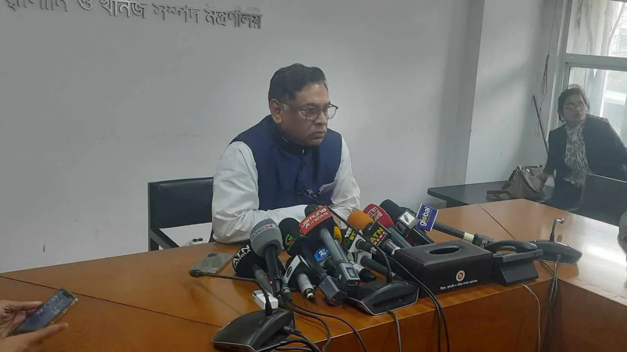 দু’একদিনের মধ্যে গ্যাসের সংকট কমবে, আশা প্রতিমন্ত্রীর