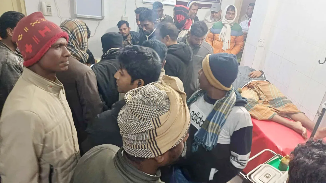 নাটোরে বিএনপি-স্বতন্ত্র প্রার্থীর সমর্থকদের সংঘর্ষে আহত ১৩