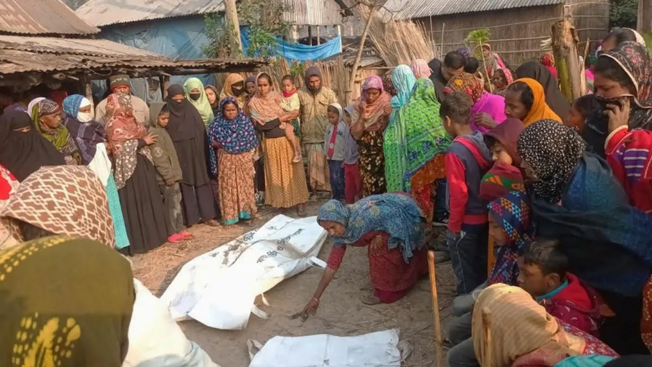 নাটোরে আগুনে পুড়ে মা-মেয়ের মৃত্যু