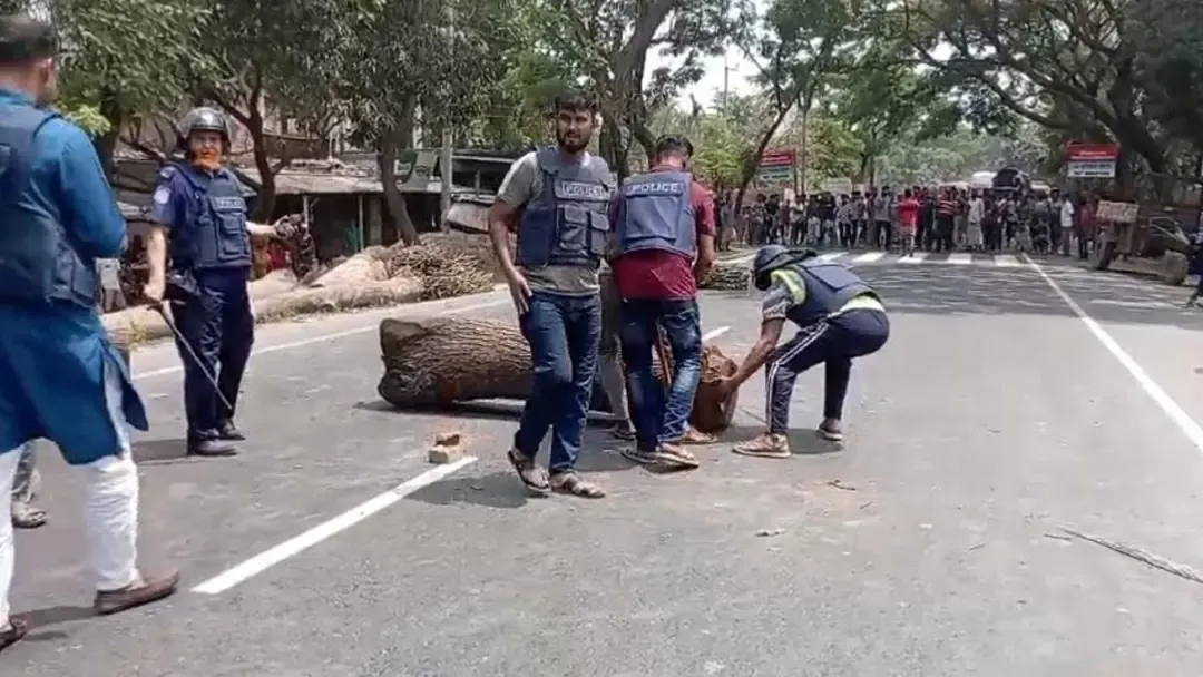 নাটোরে বিএনপির দুই গ্রুপের সংঘর্ষ, আহত ১০