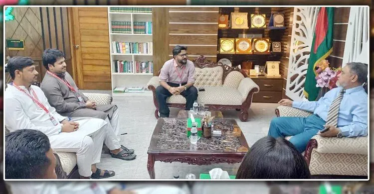সিইসির সঙ্গে বৈঠকে এনসিপির ৫ সদস্যের প্রতিনিধিদল