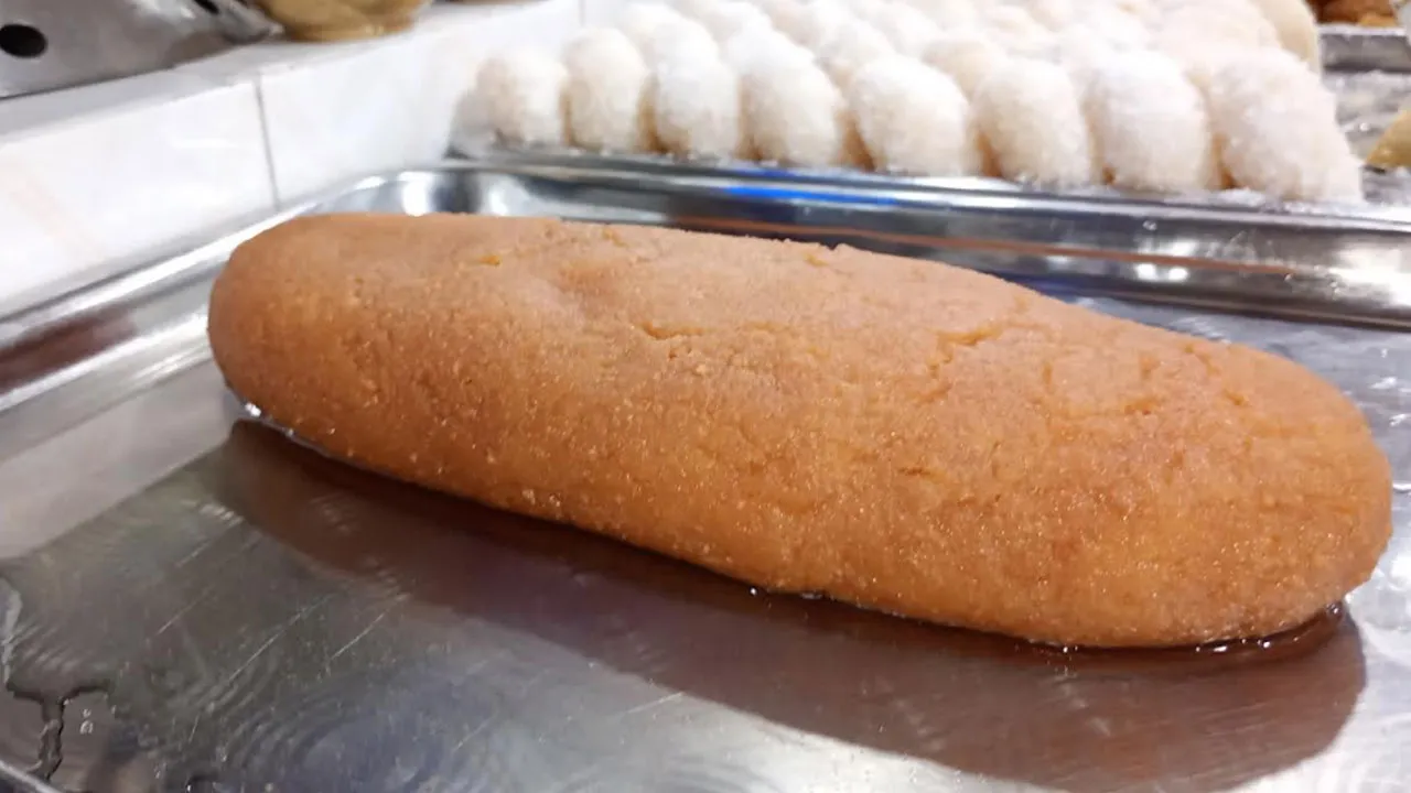 নেত্রকোণার বালিশ মিষ্টি জিআই পণ্য হিসেবে স্বীকৃত