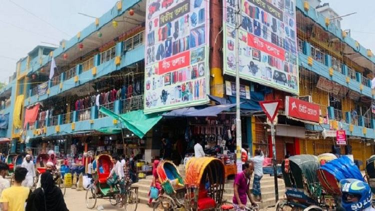 New market shops reopen today after negotiation
