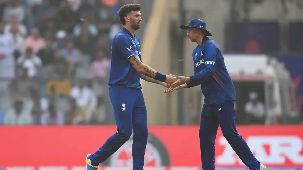 বিশ্বকাপে টপলির বদলি নিল ইংল্যান্ড