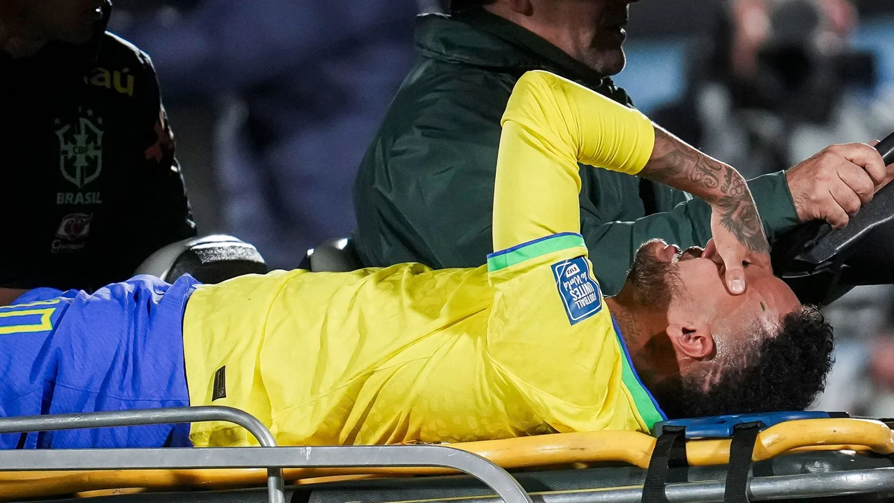 neymar-injured-12