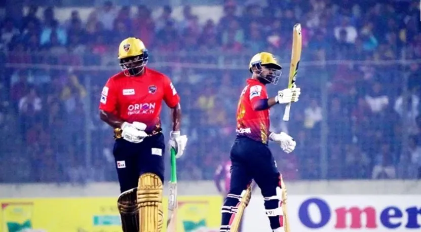 চতুর্থ শিরোপা ঘরে তুললো কুমিল্লা ভিক্টোরিয়ান্স