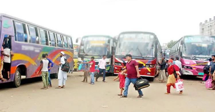 সাড়ে ৫ ঘণ্টা বন্ধের পর নওগাঁয় বাস চলাচল শুরু