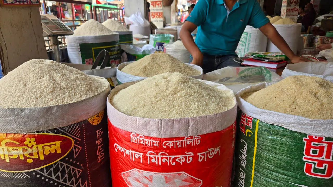 কেজিতে ৫ টাকা পর্যন্ত বেড়েছে সরু চালের দাম
