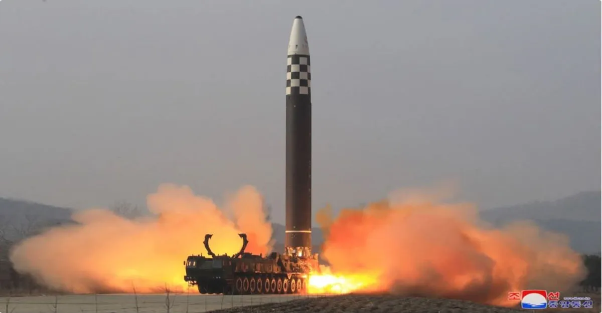 আন্তঃমহাদেশীয় ব্যালিস্টিক ক্ষেপণাস্ত্র ছুড়ল উত্তর কোরিয়া