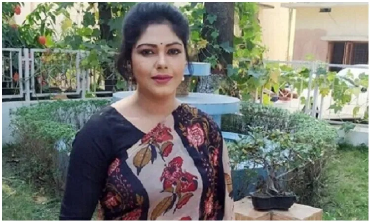 নির্বাচনে স্বতন্ত্র প্রার্থী হলেন অভিনেত্রী নাসরিন