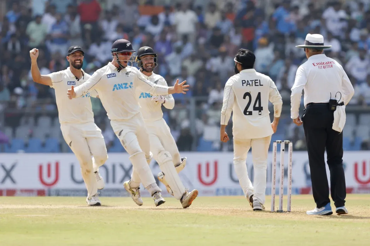২৪ বছর পর নিজেদের দুর্গে হোয়াইটওয়াশের লজ্জায় ডুবল ভারত