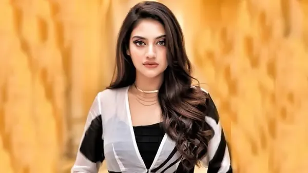 আমি একদম ঠিক কাজ করছি : নুসরাত জাহান