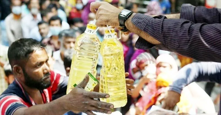৭০ টাকায় চিনি, ১০০-তে সয়াবিন তেল দেবে টিসিবি