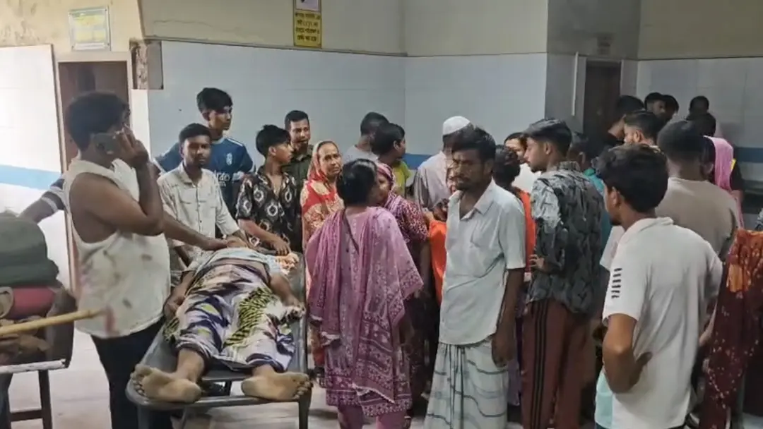 খুলনায় পূর্ববাংলা কমিউনিস্ট পার্টির নেতাকে গু‌লি করে হত্যা