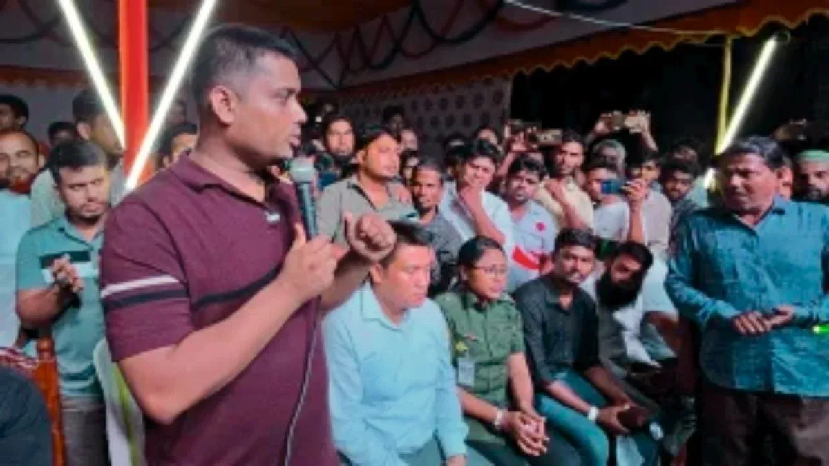 স্বরাষ্ট্র মন্ত্রণালয়ের ব্যর্থতার দায় ইশরাকের ওপর চাপানো হয়েছে: হাসনাত