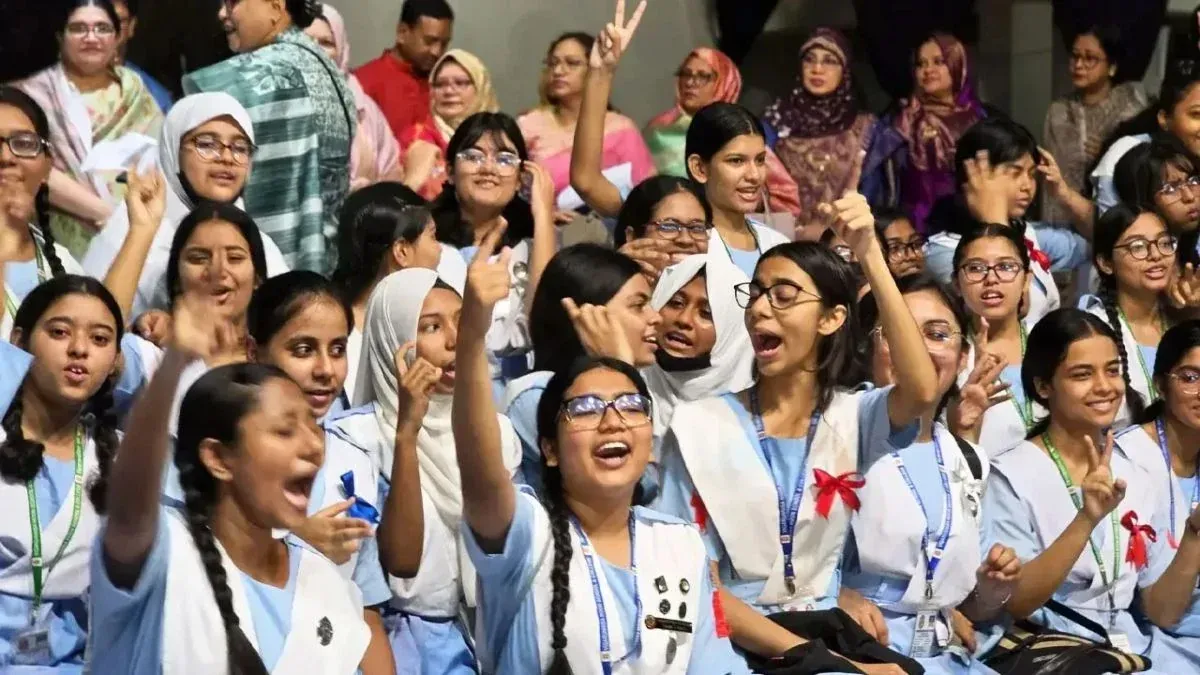 এইচএসসি ও সমমান পরীক্ষার ফল প্রকাশ, পাশের হার ৫২.১২ শতাংশ