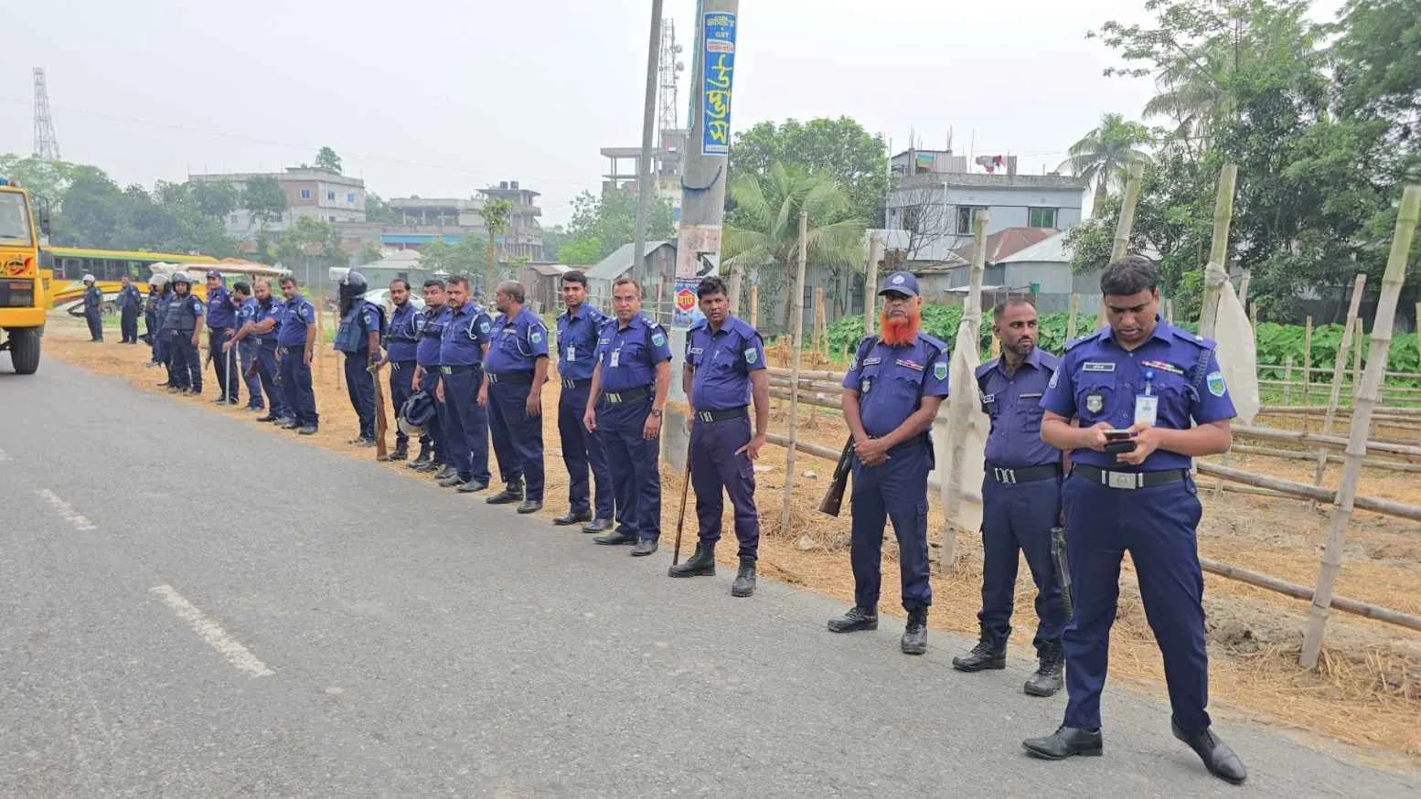 পশুর হাটের ইজারা নিয়ে বিএনপি-জামায়াত উত্তেজনা