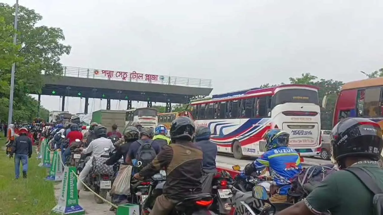 পদ্মা সেতুতে ১৬ ঘণ্টায় প্রায় সাড়ে ৩ কোটি টাকার টোল আদায়