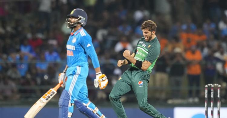ভারত ২৬৬ রানের টার্গেট দিলো পাকিস্তানকে